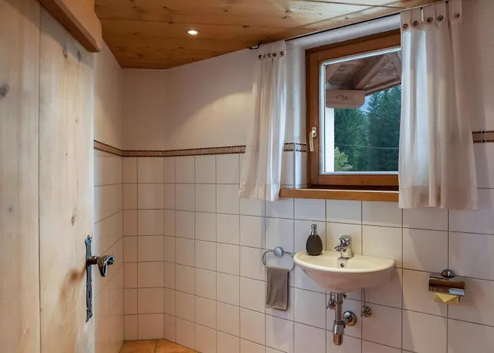 Panorama Mit Sauna * لوتاش